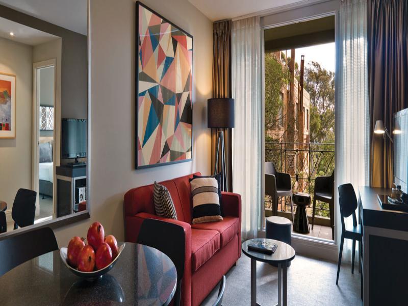 Adina Apartment Hotel South Yarra Мелбърн Екстериор снимка