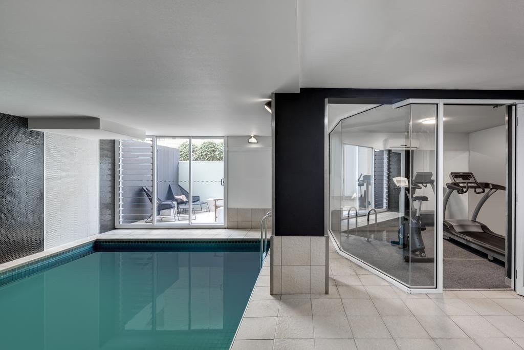 Adina Apartment Hotel South Yarra Мелбърн Екстериор снимка
