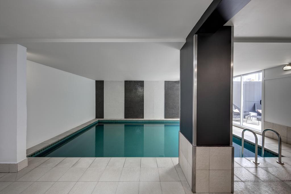 Adina Apartment Hotel South Yarra Мелбърн Екстериор снимка