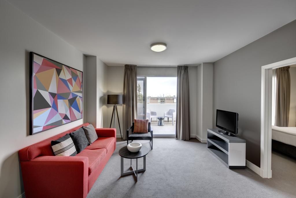 Adina Apartment Hotel South Yarra Мелбърн Екстериор снимка