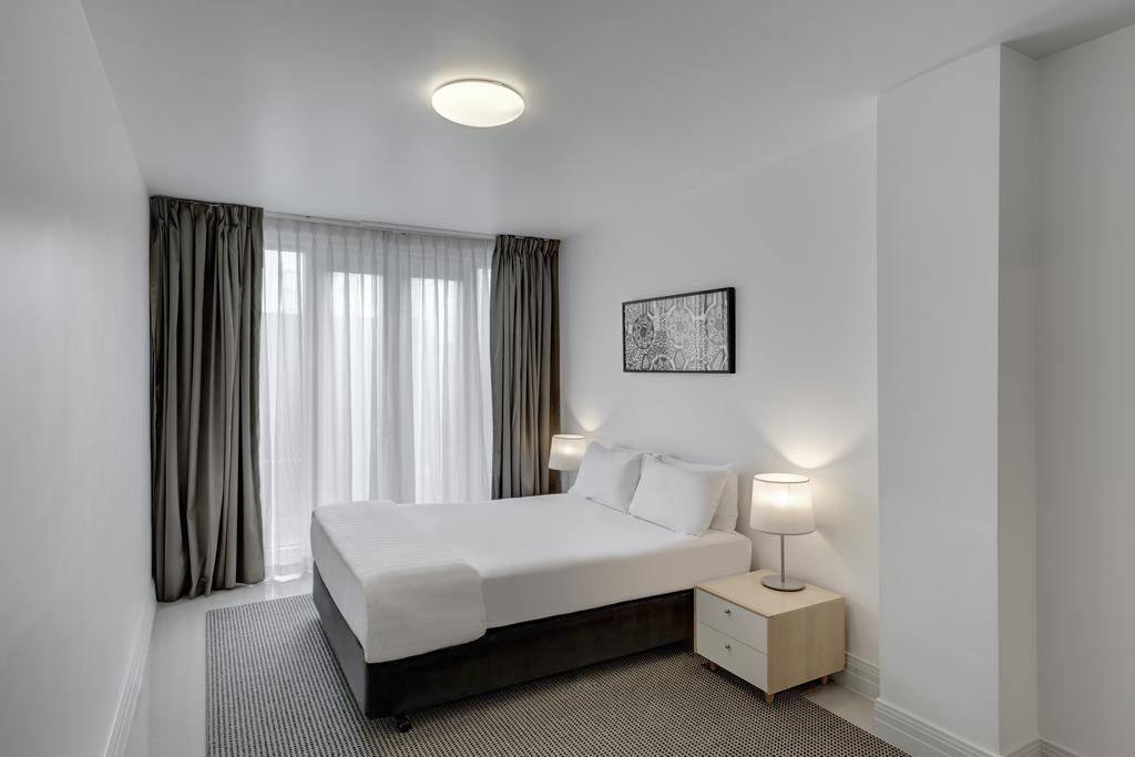 Adina Apartment Hotel South Yarra Мелбърн Екстериор снимка