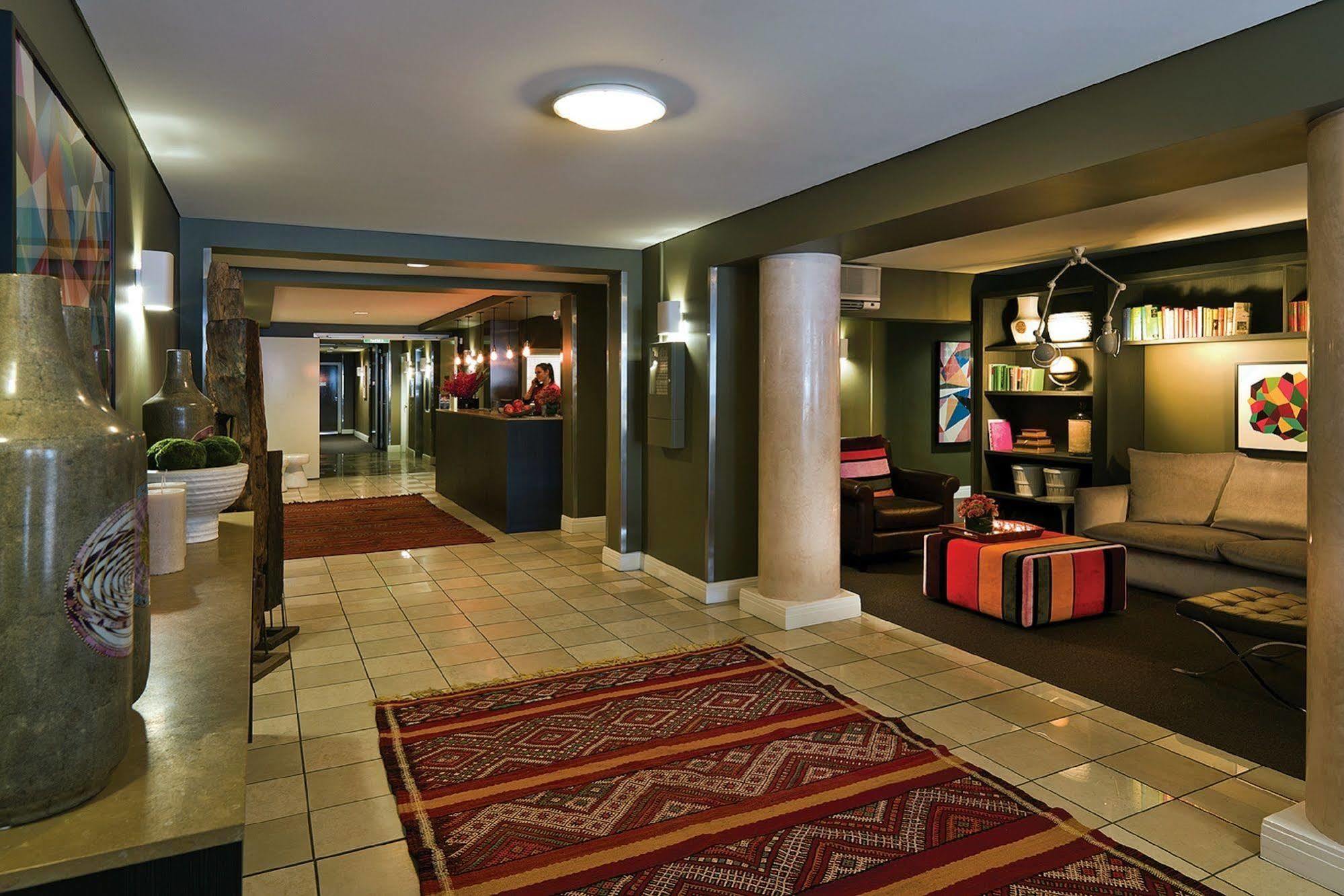 Adina Apartment Hotel South Yarra Мелбърн Екстериор снимка